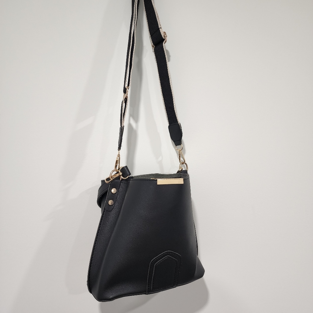 Cute black & Gold Shoulder Bag